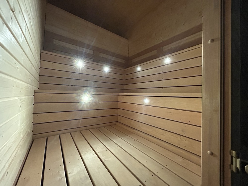 Inside the Finnish sauna at Avoya Fitness